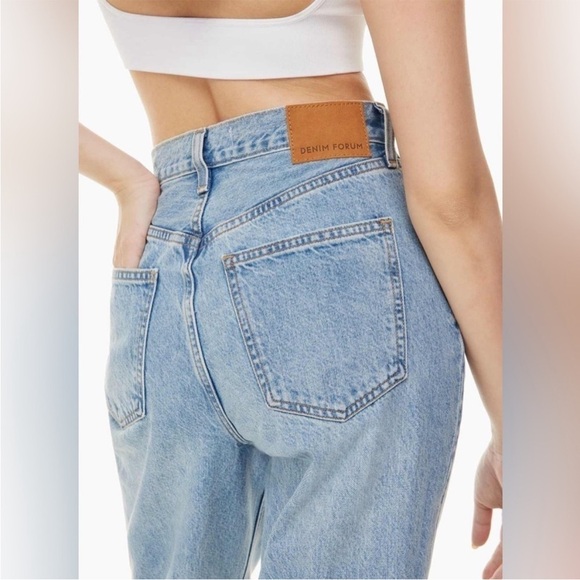 Denim Forum The Joni Mid Rise Loose from Aritzia - Picture 12 of 12